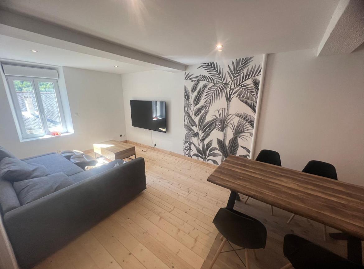 Serdinya Charmant Grand Appartement מראה חיצוני תמונה